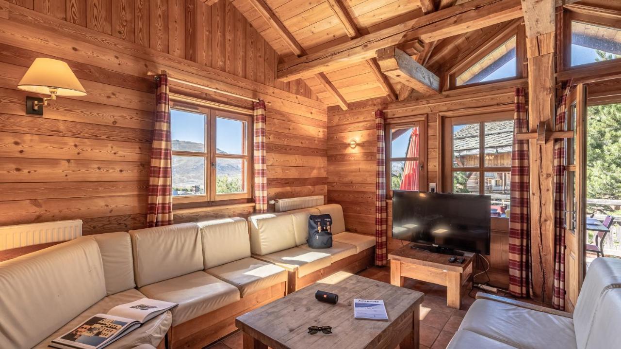 Madame Vacances Les Chalets De L'Altiport Alpe d'Huez Exterior foto