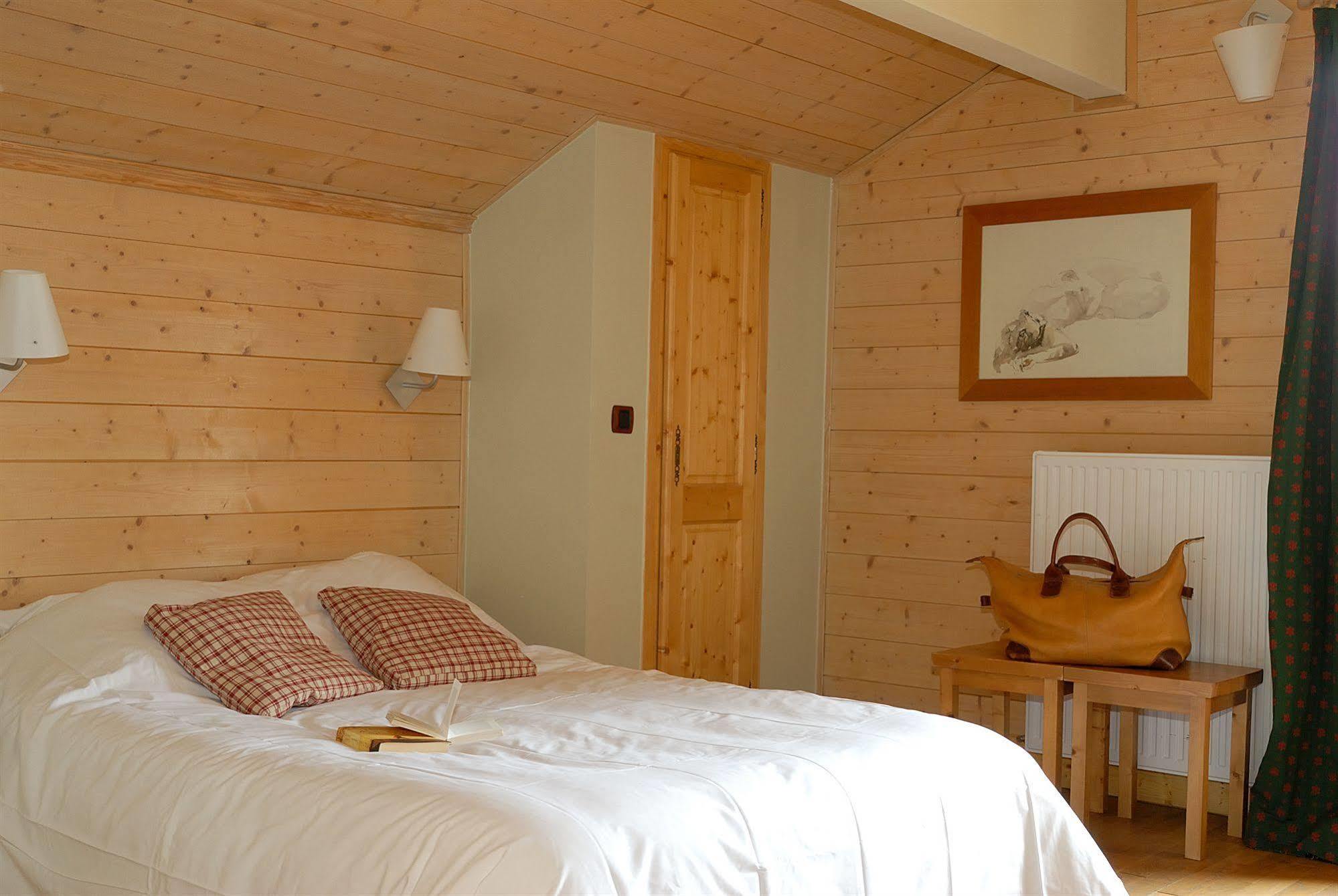 Madame Vacances Les Chalets De L'Altiport Alpe d'Huez Exterior foto